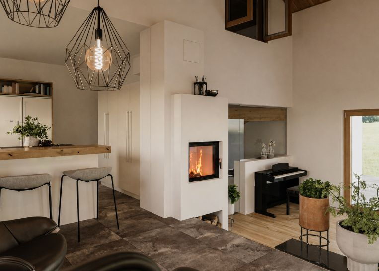 Eine verspielte Kaminanlage mit Spartherm Mini S Einsatz, die optisch zwei Räume verbindet; mit weißem Verbau und kontrastreichem Bodenbelag.